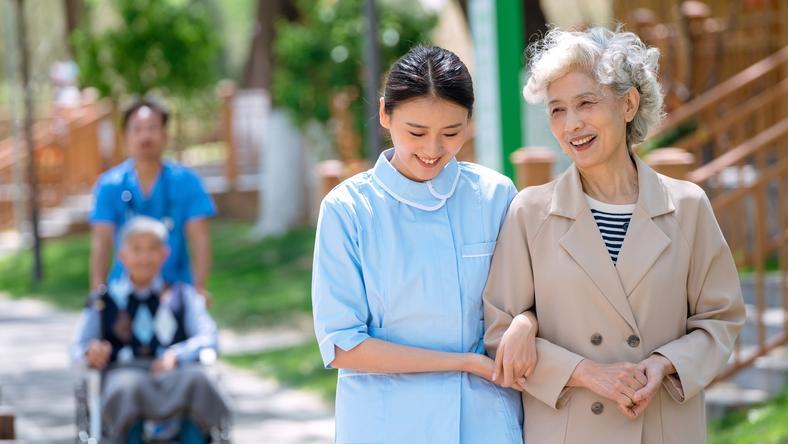 第一批丁克夫妻离世,遗产留给谁?